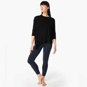 Sweaty Betty asymmetrical slit top size medium